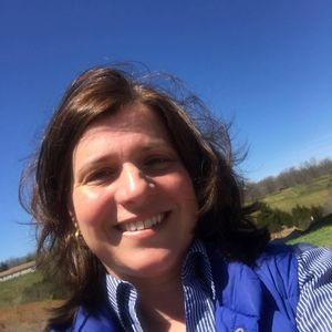 Meet your Posher, Juanita